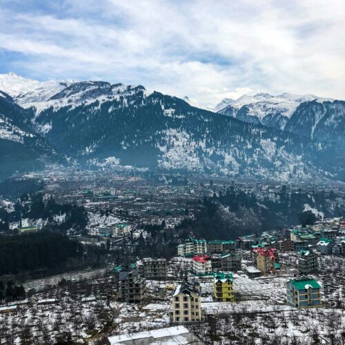Kullu, Manali, Solang Valley & Atal Tunnel 4 Nights / 5 Days Tour Package